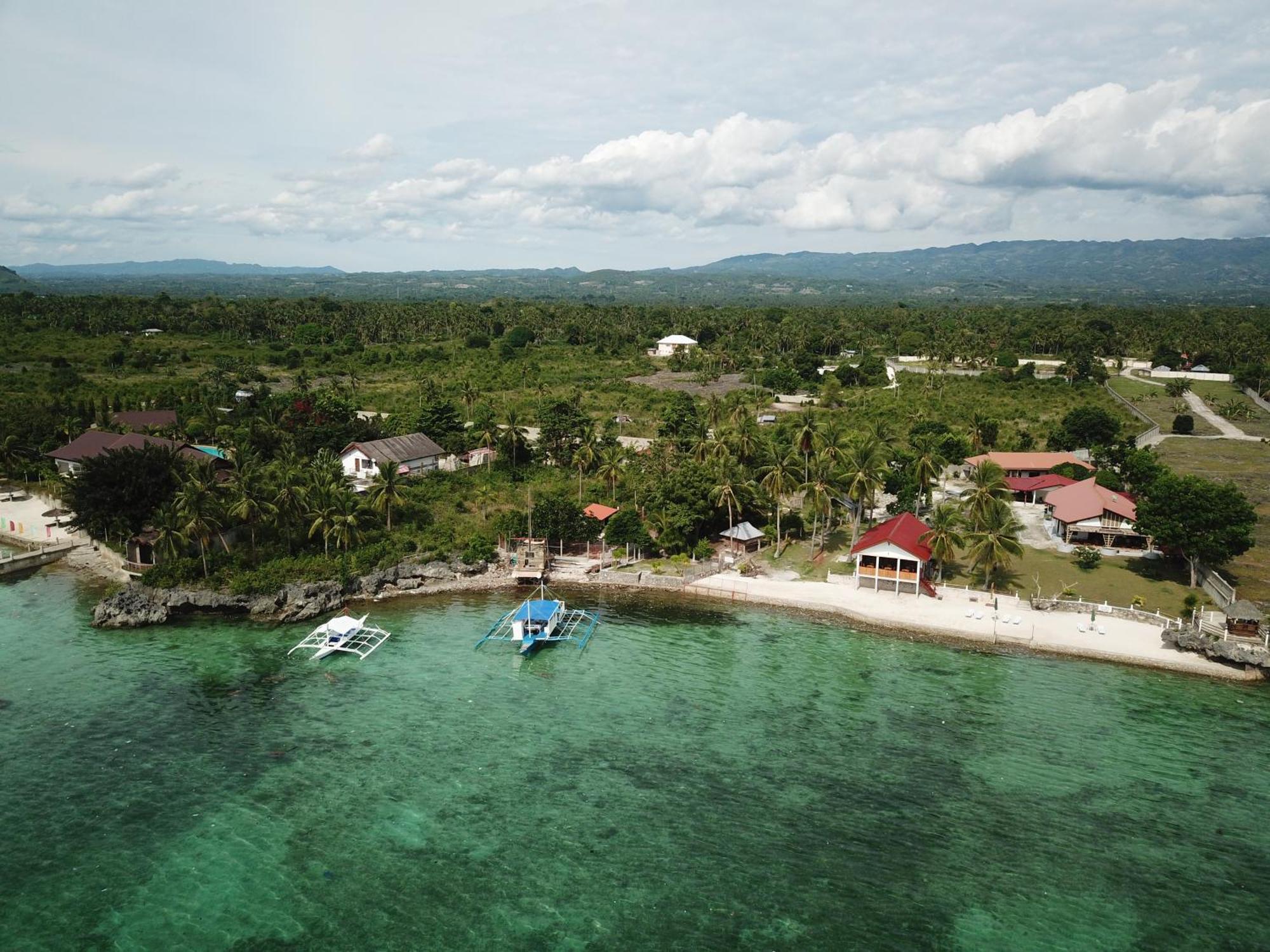 Tauig Beach Resort Moalboal Exteriör bild