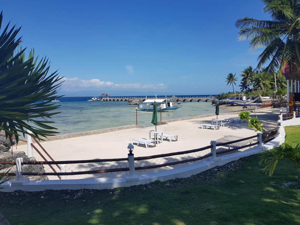 Tauig Beach Resort Moalboal Exteriör bild