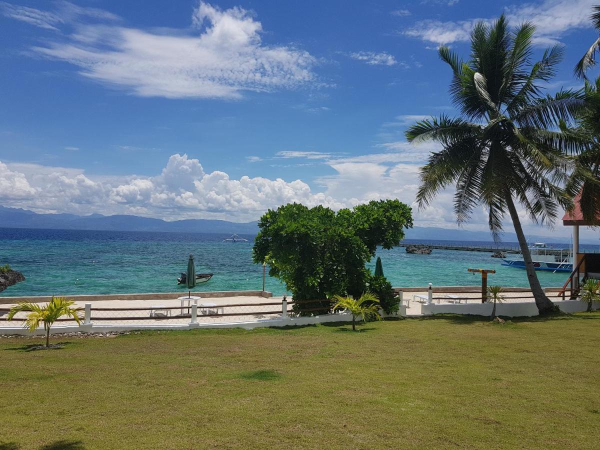 Tauig Beach Resort Moalboal Exteriör bild