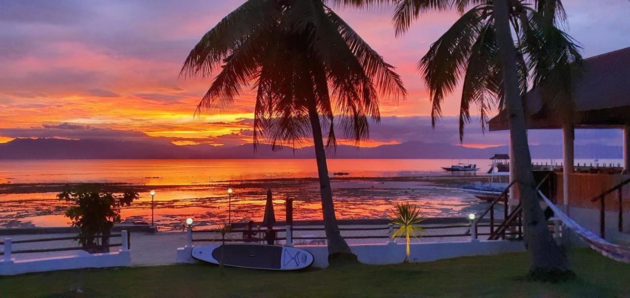 Tauig Beach Resort Moalboal Exteriör bild