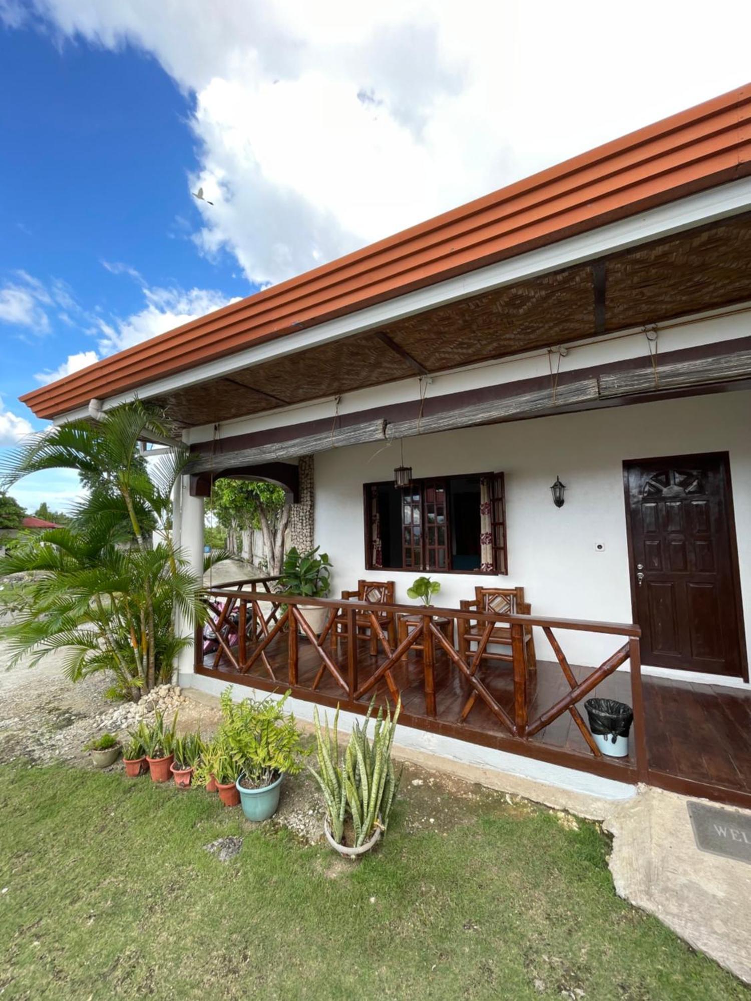 Tauig Beach Resort Moalboal Exteriör bild